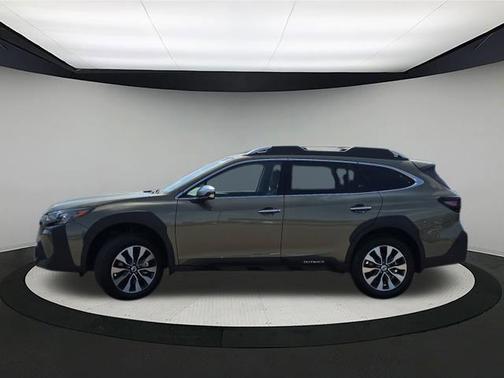 2025 Subaru Outback Touring
