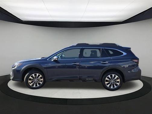 2025 Subaru Outback Touring