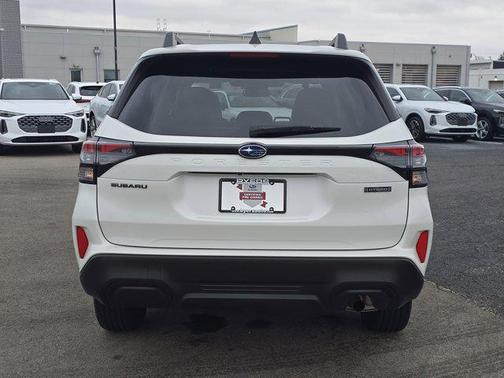 2025 Subaru Forester Hybrid Premium