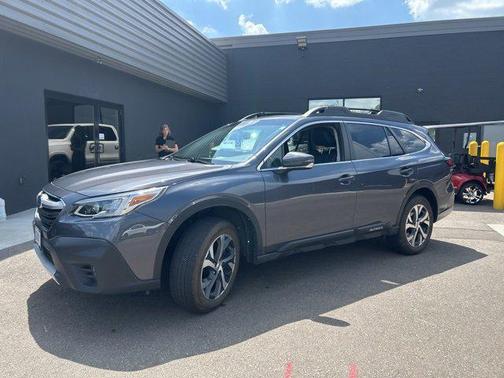 2022 Subaru Outback Limited XT