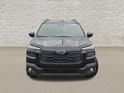 Crystal Black Silica 2026 Subaru Outback Premium