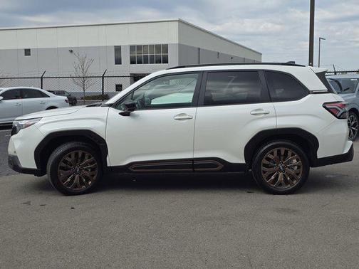 Crystal White Pearl 2025 Subaru Forester Sport