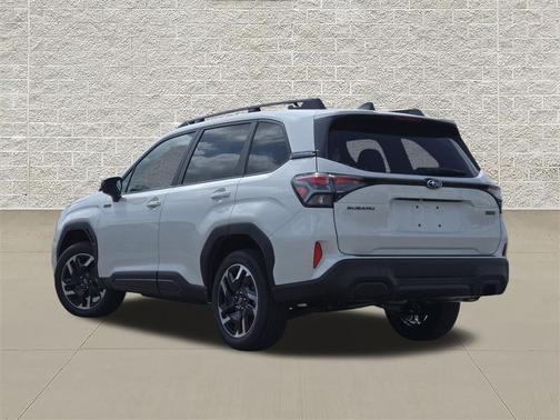 Crystal White Pearl 2026 Subaru Forester Hybrid Premium