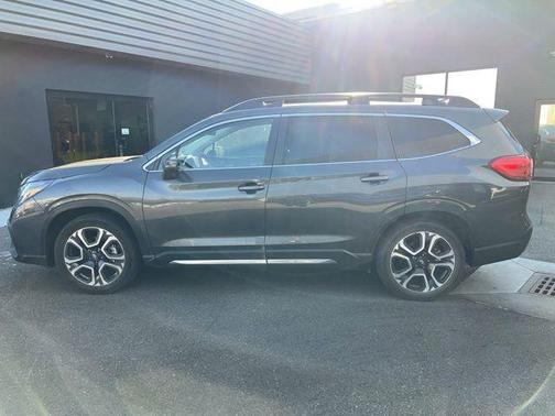 Magnetite Gray Metallic 2023 Subaru Ascent Limited 7-Passenger