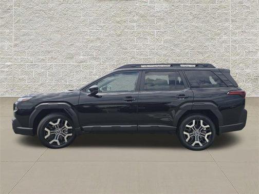 Crystal Black Silica 2026 Subaru Outback Touring XT
