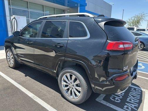 2017 Jeep Cherokee Overland