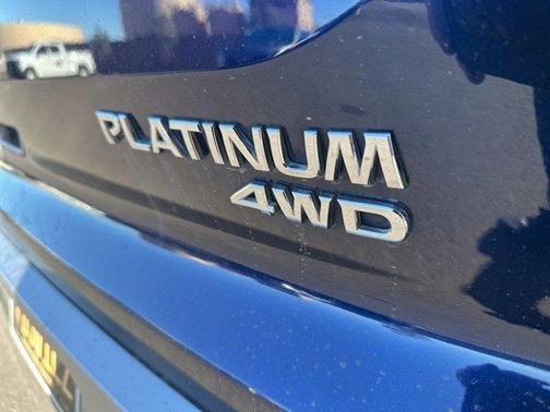 2022 Nissan Pathfinder Platinum