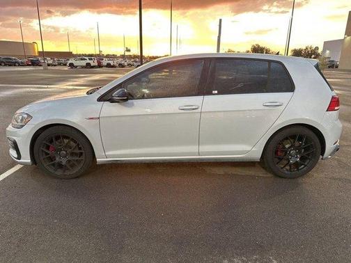 2018 Volkswagen Golf GTI 2.0T S 4-Door
