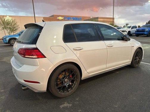 2018 Volkswagen Golf GTI 2.0T S 4-Door