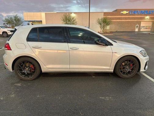 2018 Volkswagen Golf GTI 2.0T S 4-Door
