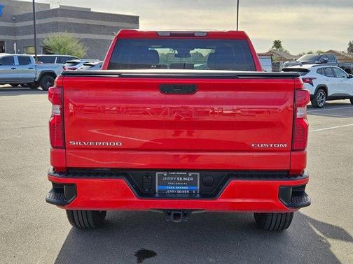 2022 Chevrolet Silverado 1500 Custom