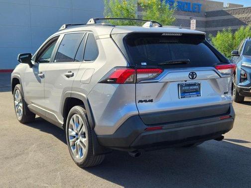 2022 Toyota RAV4 XLE Premium