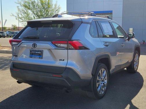 2022 Toyota RAV4 XLE Premium