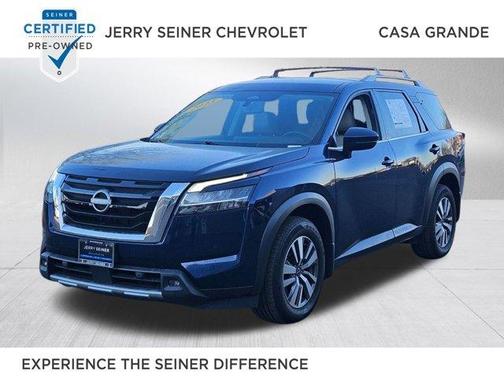 2023 Nissan Pathfinder SL