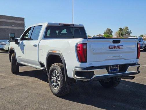 2024 GMC Sierra 2500 SLT