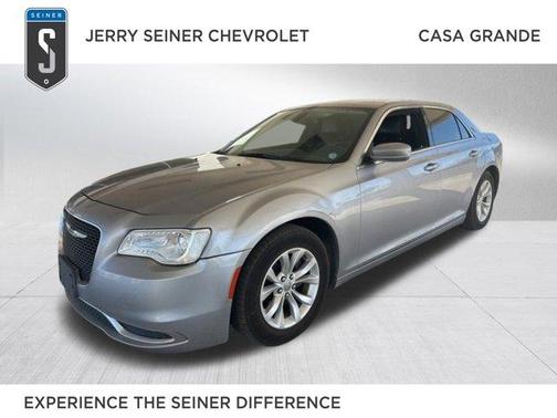 2015 Chrysler 300 Limited