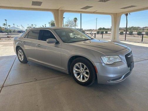 2015 Chrysler 300 Limited