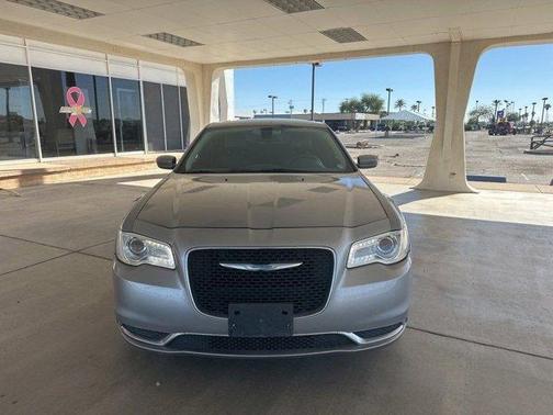 2015 Chrysler 300 Limited