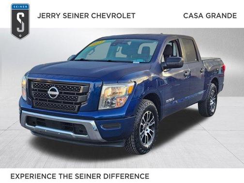2023 Nissan Titan SV