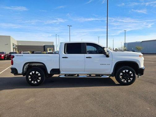 2020 Chevrolet Silverado 2500 Custom