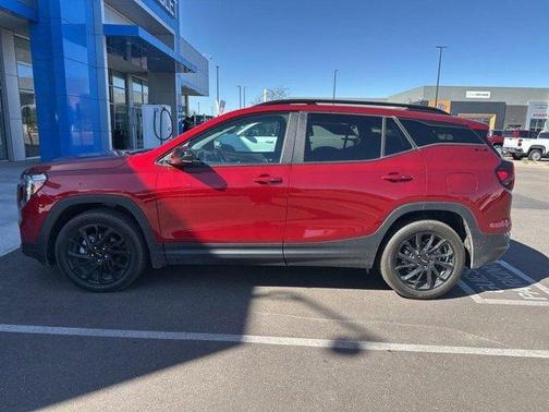 2024 GMC Terrain SLE