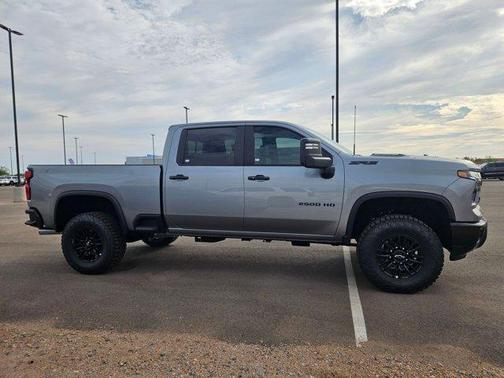 2026 Chevrolet Silverado 2500 ZR2