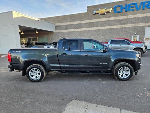 2017 Chevrolet Colorado LT