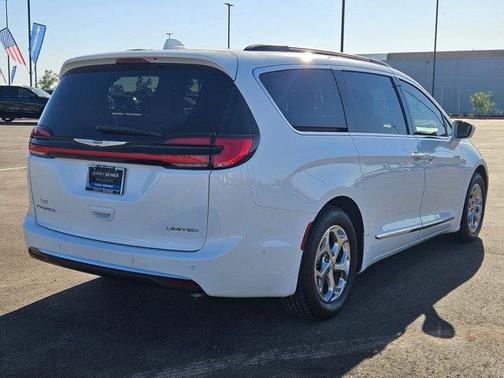 2022 Chrysler Pacifica Limited