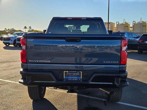 2026 Chevrolet Silverado 2500 Custom