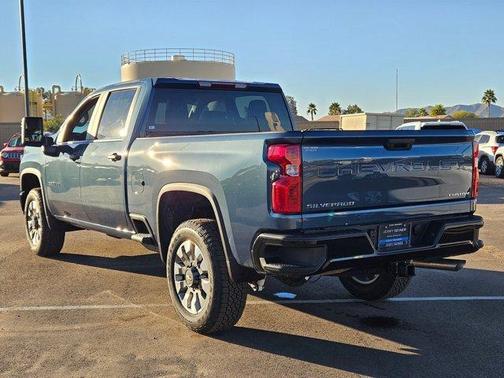 2026 Chevrolet Silverado 2500 Custom