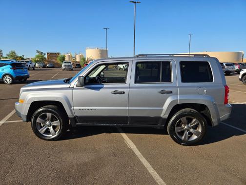 Billet Silver Metallic Clearcoat 2016 Jeep Patriot Sport SE
