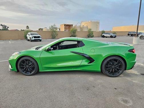 2026 Chevrolet Corvette Stingray w/2LT