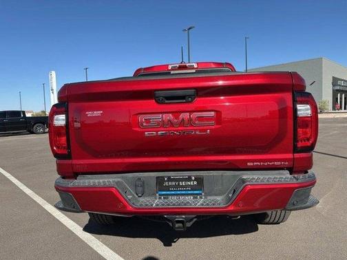 2023 GMC Canyon Denali