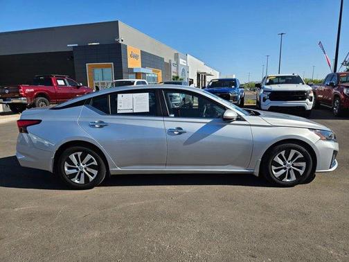 2023 Nissan Altima 2.5 S