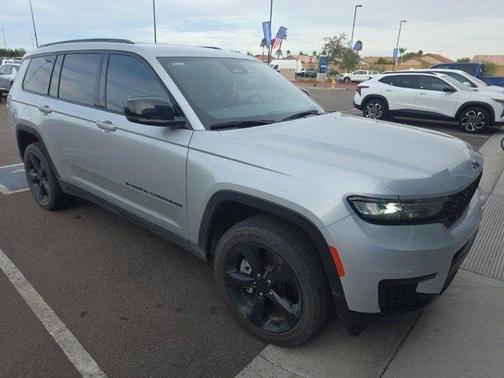 2024 Jeep Grand Cherokee L Laredo