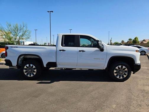 2025 Chevrolet Silverado 2500 Custom