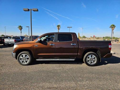 2017 Toyota Tundra Platinum