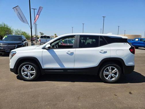 2024 GMC Terrain SLE