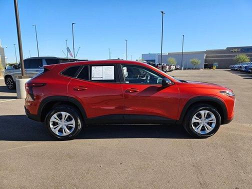 2024 Chevrolet Trax LS