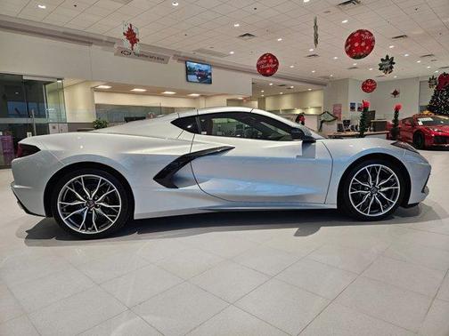 2026 Chevrolet Corvette Stingray w/1LT