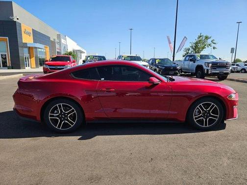 2020 Ford Mustang EcoBoost