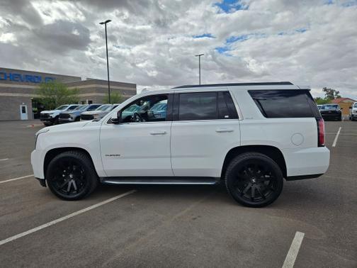 Summit White 2015 GMC Yukon SLE