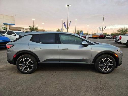 2026 Chevrolet Equinox EV LT 1