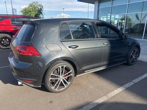2017 Volkswagen Golf GTI Sport 4-Door