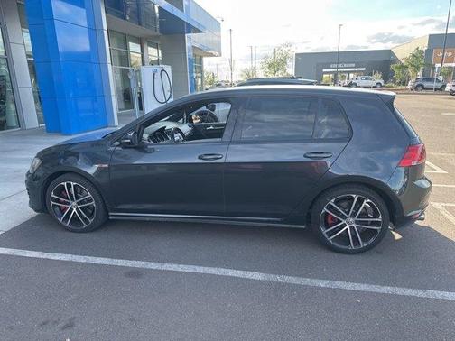 2017 Volkswagen Golf GTI Sport 4-Door