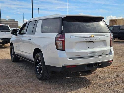 2023 Chevrolet Suburban High Country