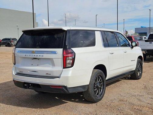 2023 Chevrolet Suburban High Country