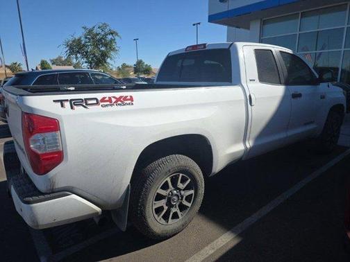 2017 Toyota Tundra SR5