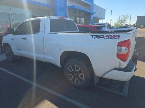 2017 Toyota Tundra SR5
