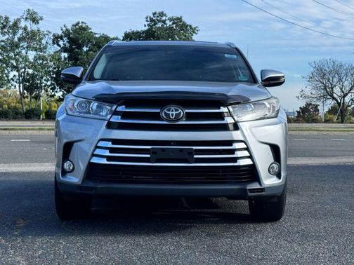 2018 Toyota Highlander Limited Platinum